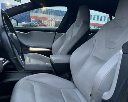 Серый Тесла Модель С, объемом двигателя 0 л и пробегом 231 тыс. км за 14999 $, фото 16 на Automoto.ua