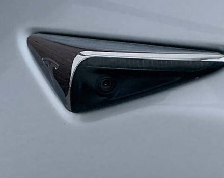 Сірий Тесла Модель С, об'ємом двигуна 0 л та пробігом 98 тис. км за 21000 $, фото 20 на Automoto.ua