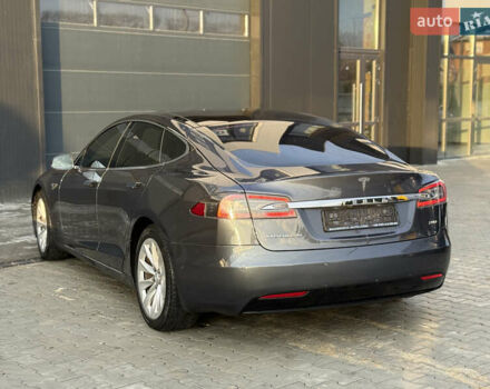 Сірий Тесла Модель С, об'ємом двигуна 0 л та пробігом 205 тис. км за 16800 $, фото 5 на Automoto.ua