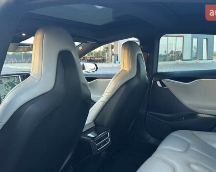 Тесла Модель С 2016 у Львові на Automoto.ua Сірий Тесла Модель С, об'ємом двигуна 0 л та пробігом 132 тис. км за 17300 $, фото 15 на Automoto.ua