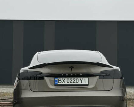 Сірий Тесла Модель С, об'ємом двигуна 0 л та пробігом 156 тис. км за 20000 $, фото 7 на Automoto.ua