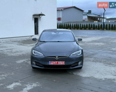 Серый Тесла Модель С, объемом двигателя 0 л и пробегом 300 тыс. км за 14700 $, фото 5 на Automoto.ua