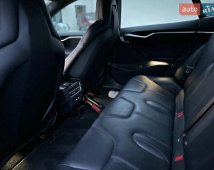 Серый Тесла Модель С, объемом двигателя 0 л и пробегом 300 тыс. км за 14700 $, фото 30 на Automoto.ua