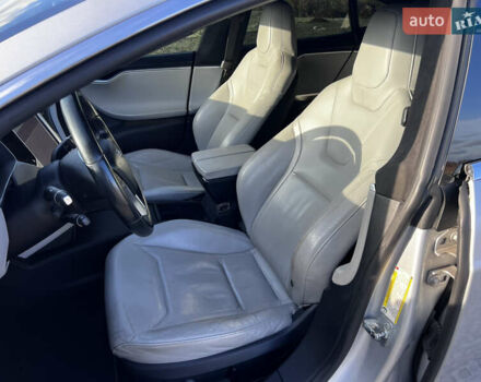 Сірий Тесла Модель С, об'ємом двигуна 0 л та пробігом 165 тис. км за 15750 $, фото 12 на Automoto.ua