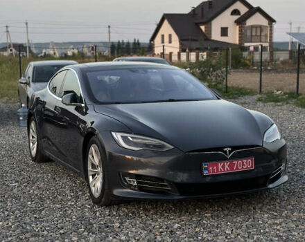 Серый Тесла Модель С, объемом двигателя 0 л и пробегом 168 тыс. км за 16200 $, фото 7 на Automoto.ua