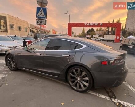 Сірий Тесла Модель С, об'ємом двигуна 0 л та пробігом 100 тис. км за 11000 $, фото 3 на Automoto.ua