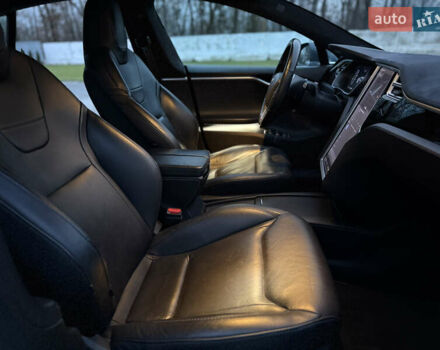 Серый Тесла Модель С, объемом двигателя 0 л и пробегом 300 тыс. км за 14700 $, фото 40 на Automoto.ua