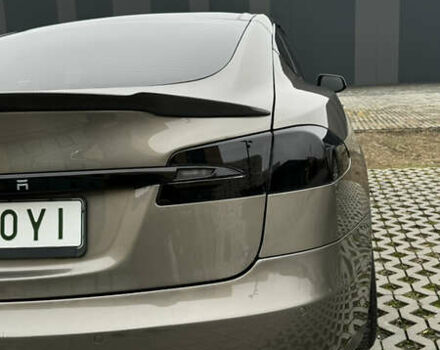 Сірий Тесла Модель С, об'ємом двигуна 0 л та пробігом 156 тис. км за 20000 $, фото 28 на Automoto.ua