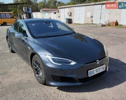 Серый Тесла Модель С, объемом двигателя 0 л и пробегом 130 тыс. км за 17450 $, фото 5 на Automoto.ua