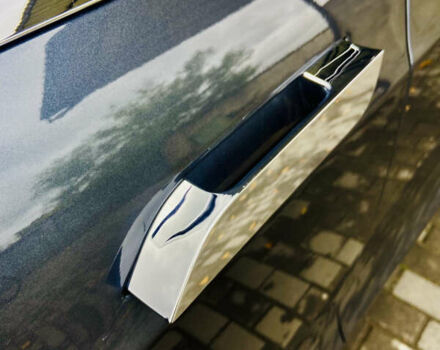 Тесла Модель С 2016 у Луцьку на Automoto.ua Сірий Тесла Модель С, об'ємом двигуна 0 л та пробігом 190 тис. км за 15500 $, фото 44 на Automoto.ua