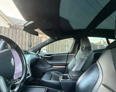 Серый Тесла Модель С, объемом двигателя 0 л и пробегом 170 тыс. км за 21000 $, фото 4 на Automoto.ua