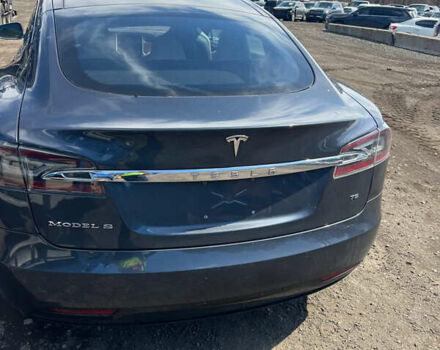 Серый Тесла Модель С, объемом двигателя 0 л и пробегом 200 тыс. км за 14400 $, фото 6 на Automoto.ua