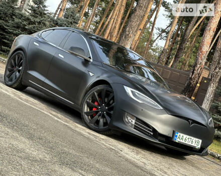 Серый Тесла Модель С, объемом двигателя 0 л и пробегом 98 тыс. км за 33999 $, фото 40 на Automoto.ua