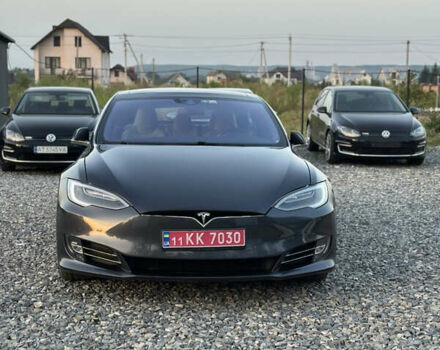 Серый Тесла Модель С, объемом двигателя 0 л и пробегом 168 тыс. км за 16200 $, фото 1 на Automoto.ua