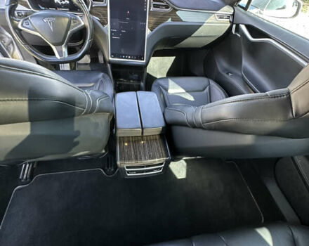 Серый Тесла Модель С, объемом двигателя 0 л и пробегом 190 тыс. км за 14900 $, фото 21 на Automoto.ua