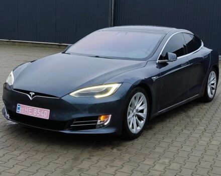 Серый Тесла Модель С, объемом двигателя 0 л и пробегом 226 тыс. км за 14800 $, фото 1 на Automoto.ua