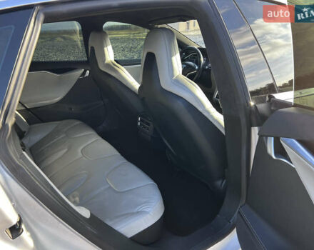 Сірий Тесла Модель С, об'ємом двигуна 0 л та пробігом 165 тис. км за 15750 $, фото 17 на Automoto.ua