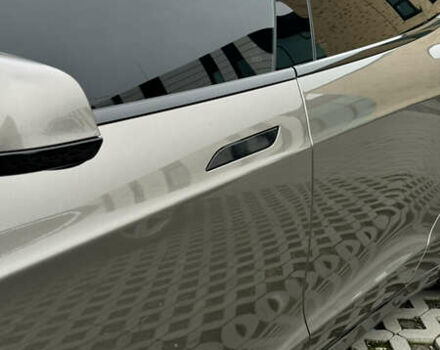 Сірий Тесла Модель С, об'ємом двигуна 0 л та пробігом 156 тис. км за 20000 $, фото 29 на Automoto.ua