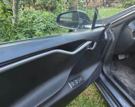 Серый Тесла Модель С, объемом двигателя 0 л и пробегом 170 тыс. км за 18300 $, фото 11 на Automoto.ua