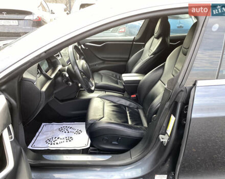 Серый Тесла Модель С, объемом двигателя 0 л и пробегом 233 тыс. км за 16800 $, фото 26 на Automoto.ua