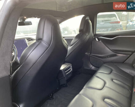 Серый Тесла Модель С, объемом двигателя 0 л и пробегом 233 тыс. км за 16800 $, фото 33 на Automoto.ua