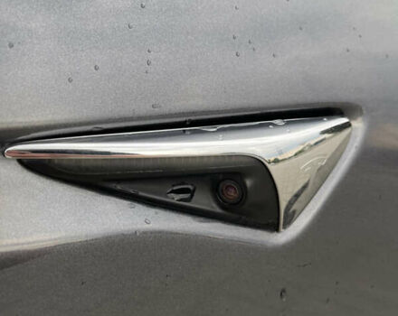 Серый Тесла Модель С, объемом двигателя 0 л и пробегом 116 тыс. км за 18200 $, фото 29 на Automoto.ua