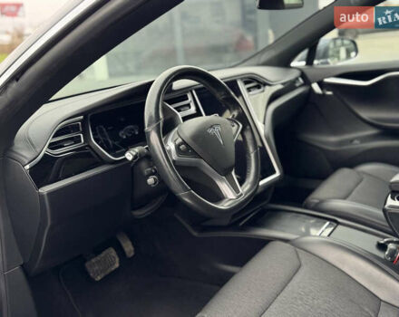 Серый Тесла Модель С, объемом двигателя 0 л и пробегом 161 тыс. км за 16700 $, фото 47 на Automoto.ua