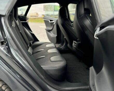 Сірий Тесла Модель С, об'ємом двигуна 0 л та пробігом 161 тис. км за 16000 $, фото 8 на Automoto.ua