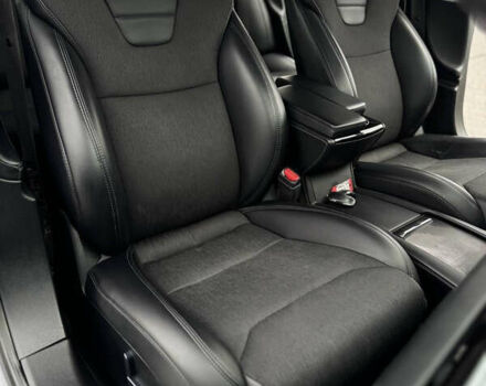 Серый Тесла Модель С, объемом двигателя 0 л и пробегом 161 тыс. км за 16700 $, фото 18 на Automoto.ua