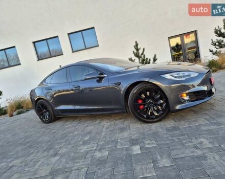 Серый Тесла Модель С, объемом двигателя 0 л и пробегом 126 тыс. км за 18000 $, фото 1 на Automoto.ua