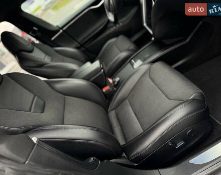 Серый Тесла Модель С, объемом двигателя 0 л и пробегом 161 тыс. км за 16700 $, фото 48 на Automoto.ua