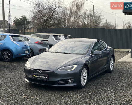 Серый Тесла Модель С, объемом двигателя 0 л и пробегом 233 тыс. км за 16800 $, фото 1 на Automoto.ua
