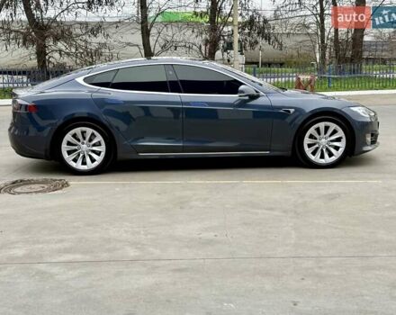 Серый Тесла Модель С, объемом двигателя 0 л и пробегом 111 тыс. км за 20500 $, фото 8 на Automoto.ua