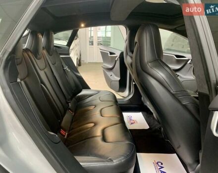 Сірий Тесла Модель С, об'ємом двигуна 0 л та пробігом 160 тис. км за 20790 $, фото 29 на Automoto.ua