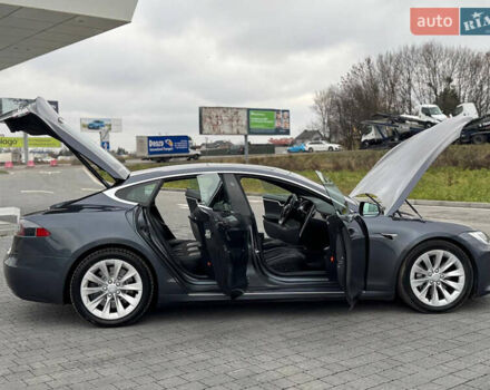 Серый Тесла Модель С, объемом двигателя 0 л и пробегом 161 тыс. км за 16700 $, фото 19 на Automoto.ua