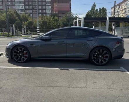 Серый Тесла Модель С, объемом двигателя 0 л и пробегом 107 тыс. км за 22500 $, фото 5 на Automoto.ua