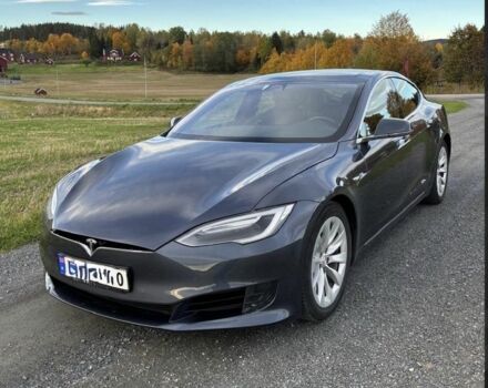 Сірий Тесла Модель С, об'ємом двигуна 0 л та пробігом 161 тис. км за 16000 $, фото 23 на Automoto.ua