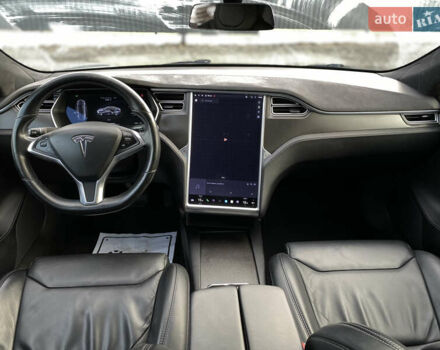 Серый Тесла Модель С, объемом двигателя 0 л и пробегом 233 тыс. км за 16800 $, фото 35 на Automoto.ua