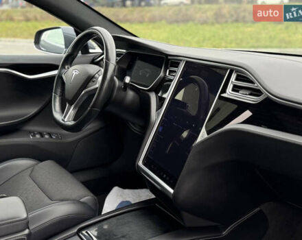 Серый Тесла Модель С, объемом двигателя 0 л и пробегом 161 тыс. км за 16700 $, фото 37 на Automoto.ua