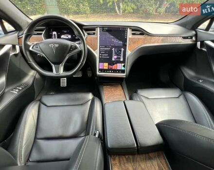Тесла Модель С 2017 в Одессе на Automoto.ua Серый Тесла Модель С, объемом двигателя 0 л и пробегом 130 тыс. км за 23000 $, фото 10 на Automoto.ua