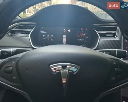 Серый Тесла Модель С, объемом двигателя 0 л и пробегом 202 тыс. км за 23000 $, фото 23 на Automoto.ua