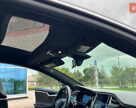 Серый Тесла Модель С, объемом двигателя 0 л и пробегом 150 тыс. км за 18500 $, фото 21 на Automoto.ua