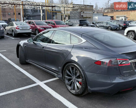 Серый Тесла Модель С, объемом двигателя 0 л и пробегом 141 тыс. км за 19000 $, фото 4 на Automoto.ua