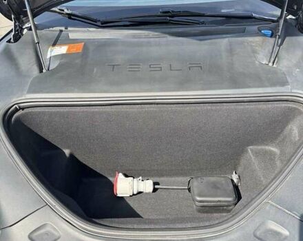 Серый Тесла Модель С, объемом двигателя 0 л и пробегом 107 тыс. км за 22500 $, фото 27 на Automoto.ua