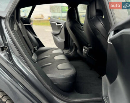 Серый Тесла Модель С, объемом двигателя 0 л и пробегом 161 тыс. км за 16700 $, фото 36 на Automoto.ua