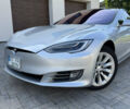 Серый Тесла Модель С, объемом двигателя 0 л и пробегом 135 тыс. км за 27500 $, фото 2 на Automoto.ua