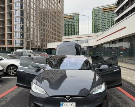 Серый Тесла Модель С, объемом двигателя 0 л и пробегом 220 тыс. км за 19000 $, фото 7 на Automoto.ua