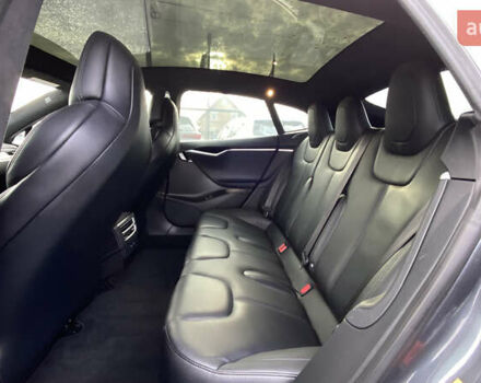 Серый Тесла Модель С, объемом двигателя 0 л и пробегом 233 тыс. км за 16800 $, фото 31 на Automoto.ua