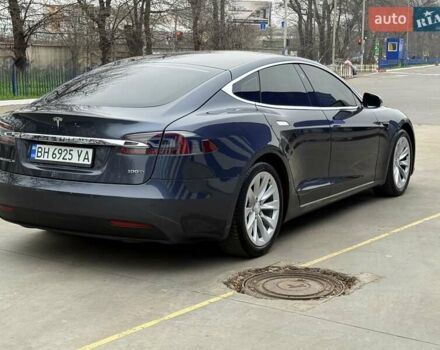 Серый Тесла Модель С, объемом двигателя 0 л и пробегом 111 тыс. км за 20500 $, фото 6 на Automoto.ua