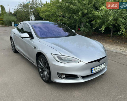 Тесла Модель С 2017 в Одессе на Automoto.ua Серый Тесла Модель С, объемом двигателя 0 л и пробегом 130 тыс. км за 23000 $, фото 22 на Automoto.ua